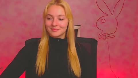 Melanie online show from December 6, 1:29 am