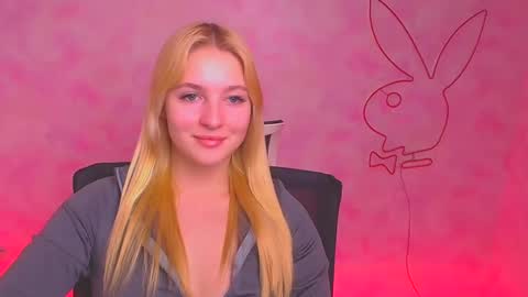 Melanie online show from December 19, 12:34 pm