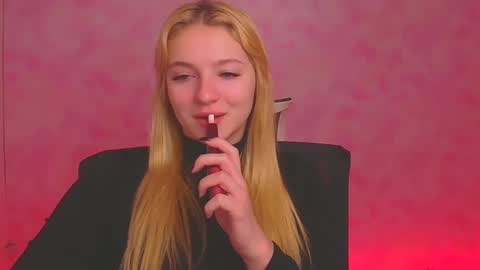 Melanie online show from December 28, 7:00 am