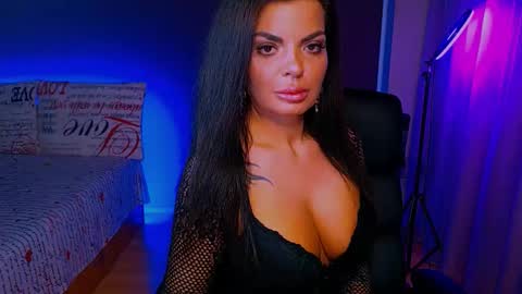 Milani online show from October 6, 6:05 pm