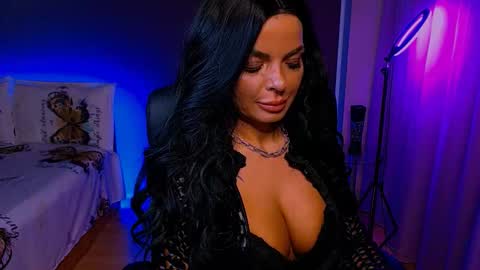 Milani online show from November 15, 7:21 pm