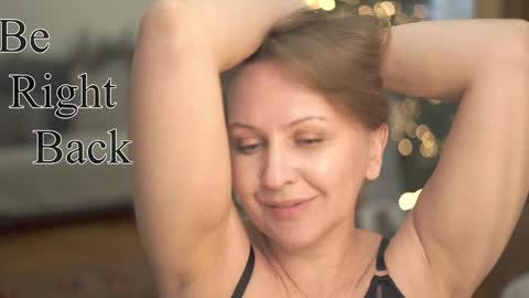 Snapshot of _million_dollarsmile chatting on February 13, 1:15 pm _million_dollarsmile online show from February 13, 1:15 pm