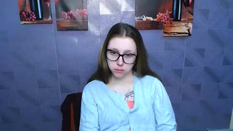 Snapshot of _miraterri_ chatting on February 26, 10:47 am Mira online show from February 26, 10:47 am