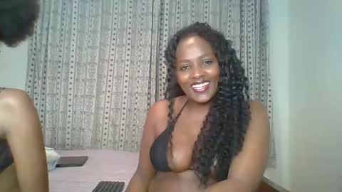 Snapshot of _mireh chatting on February 15, 5:39 pm mireh online show from February 15, 5:39 pm