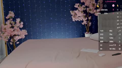 Victoria online show from October 24, 4:25 pm