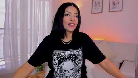 Miss Chanel online show from January 13, 10:37 pm