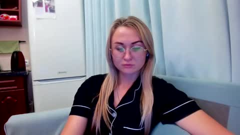 Eva online show from October 16, 8:10 pm
