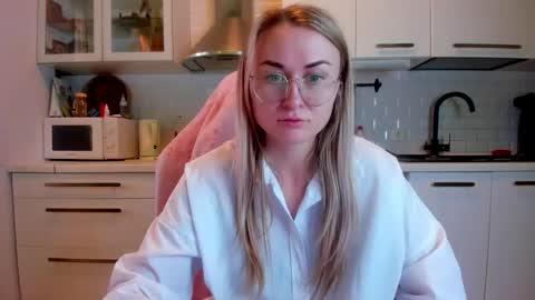 Eva online show from October 20, 1:11 pm