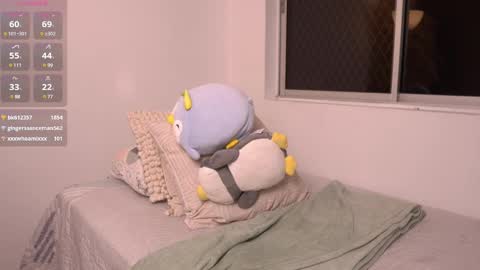 Snapshot of _missamber chatting on February 19, 4:01 am Vale online show from February 19, 4:01 am