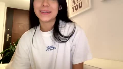 Snapshot of _missamber chatting on February 27, 1:16 am Vale online show from February 27, 1:16 am