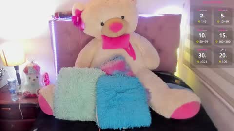 Snapshot of _missemily chatting on March 9, 10:30 pm Emi online show from March 9, 10:30 pm