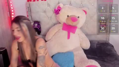 Snapshot of _missemily chatting on September 21, 6:42 pm Emi online show from September 21, 6:42 pm