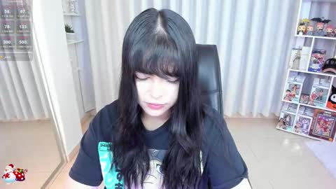 Snapshot of _misshoneyxx chatting on December 4, 5:06 am Hanna Idependent Model online show from December 4, 5:06 am