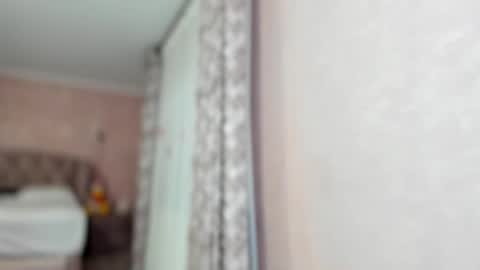 Snapshot of _missperfection_ chatting on January 24, 6:14 am .. my fav tip 1120040012123335 online show from January 24, 6:14 am