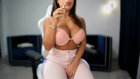 Snapshot of _missperfection_ chatting on November 16, 2:50 am .. my fav tip 1120040012123335 online show from November 16, 2:50 am