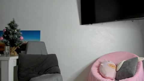 alienmito online show from December 25, 4:12 am