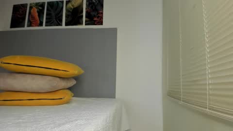 Snapshot of _molly_rosse_ chatting on November 1, 12:07 pm _molly_rosse_ online show from November 1, 12:07 pm