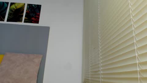 Snapshot of _molly_rosse_ chatting on November 26, 11:44 am _molly_rosse_ online show from November 26, 11:44 am