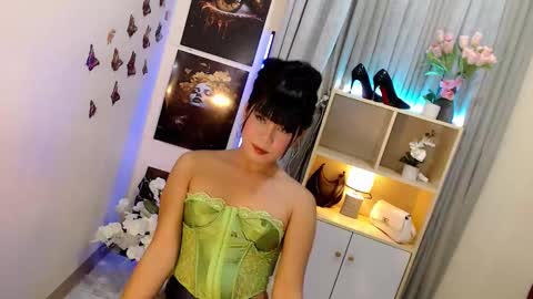 _mysticdoll_ online show from October 13, 11:38 pm