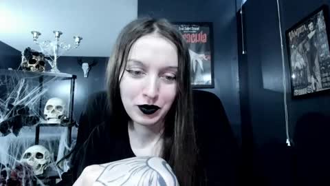 _naamah online show from December 3, 9:12 pm