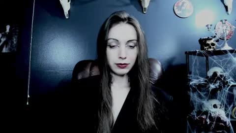 _naamah online show from November 19, 9:15 pm