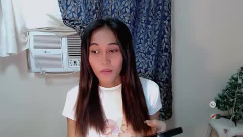 Snapshot of _nakedsabrina chatting on October 20, 2:12 am jenny claire online show from October 20, 2:12 am