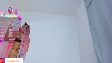 Snapshot of _nana777 chatting on November 19, 6:02 am Nana online show from November 19, 6:02 am