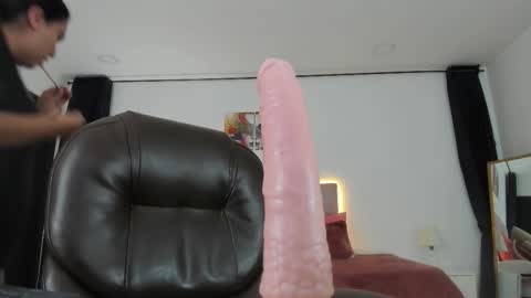 Natalie online show from October 25, 3:40 pm