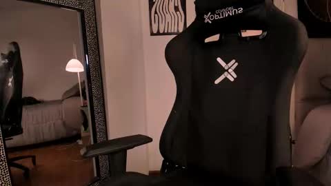 Snapshot of _natashawolf chatting on October 2, 4:19 am Nati - Independ model online show from October 2, 4:19 am