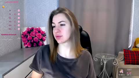 Snapshot of _naughty_megan_ chatting on February 19, 6:11 am Megan online show from February 19, 6:11 am