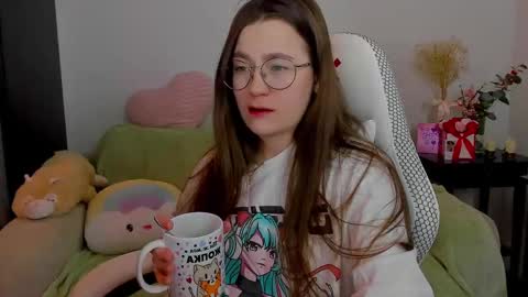 Mia with a big heart  online show from March 5, 2:57 am