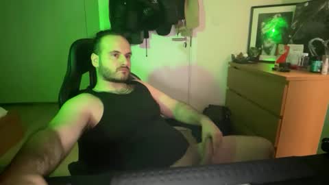 Snapshot of _neon_cactus chatting on January 24, 6:46 am neon cactus online show from January 24, 6:46 am