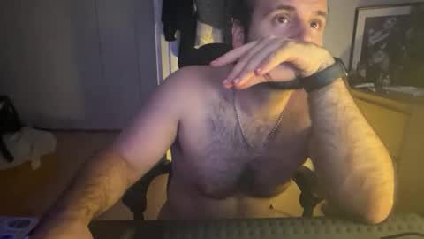 Snapshot of _neon_cactus chatting on October 28, 1:42 am neon cactus online show from October 28, 1:42 am