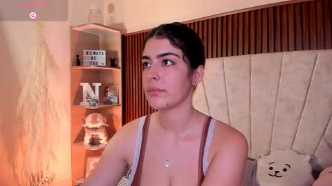 Niah  You can call me Ni or cutie haha online show from October 19, 8:53 pm