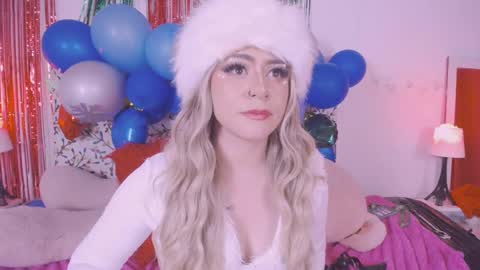 niiky online show from December 26, 6:43 pm