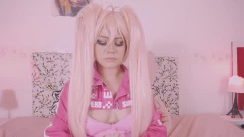 niiky online show from January 10, 12:26 pm