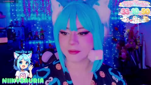 niiky online show from April 18, 11:36 am