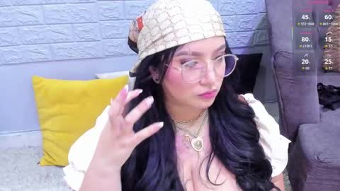   online show from October 27, 12:20 pm