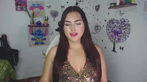 Nina  online show from November 8, 5:34 pm