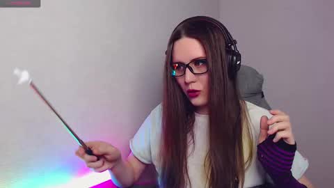 Tracy online show from November 21, 11:09 am