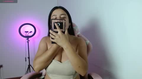 Pamela Smith online show from November 27, 10:28 am