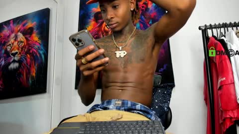 Kevin  online show from December 13, 6:42 am