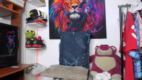 Kevin  online show from September 30, 11:04 am