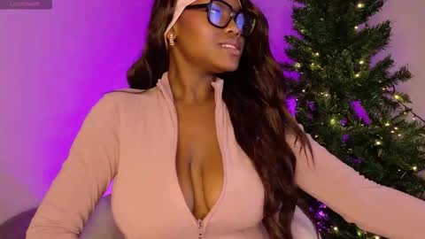 Snapshot of _paris_salvatore_1 chatting on November 30, 3:32 am Paris online show from November 30, 3:32 am