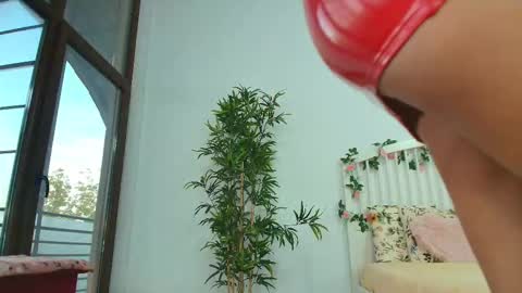 Snapshot of _parishill chatting on September 13, 4:23 am Alisa online show from September 13, 4:23 am