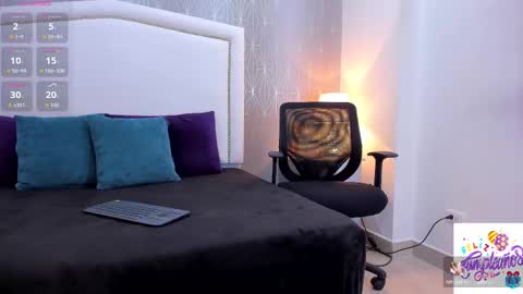  peach1  online show from October 7, 2:14 pm