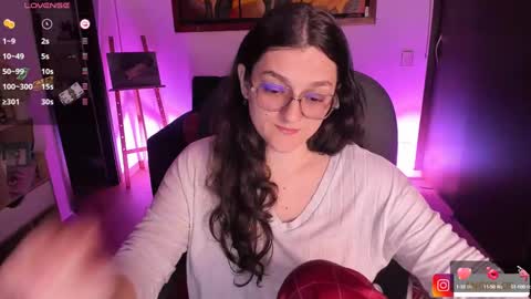 Snapshot of _peach__ chatting on January 28, 2:00 am violeta ig online show from January 28, 2:00 am