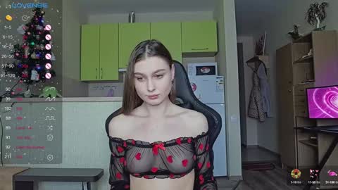 Lili online show from December 26, 10:59 am
