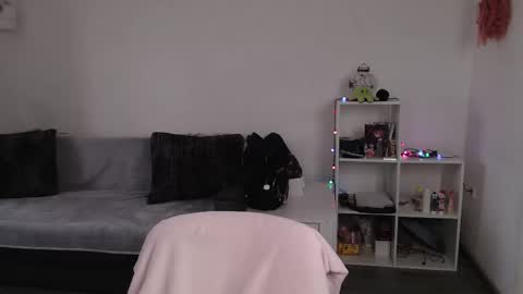 Lili online show from October 25, 10:12 am