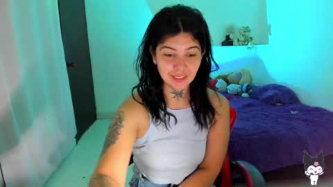Snapshot of _rachell1 chatting on May 1, 12:54 pm Stefany online show from May 1, 12:54 pm